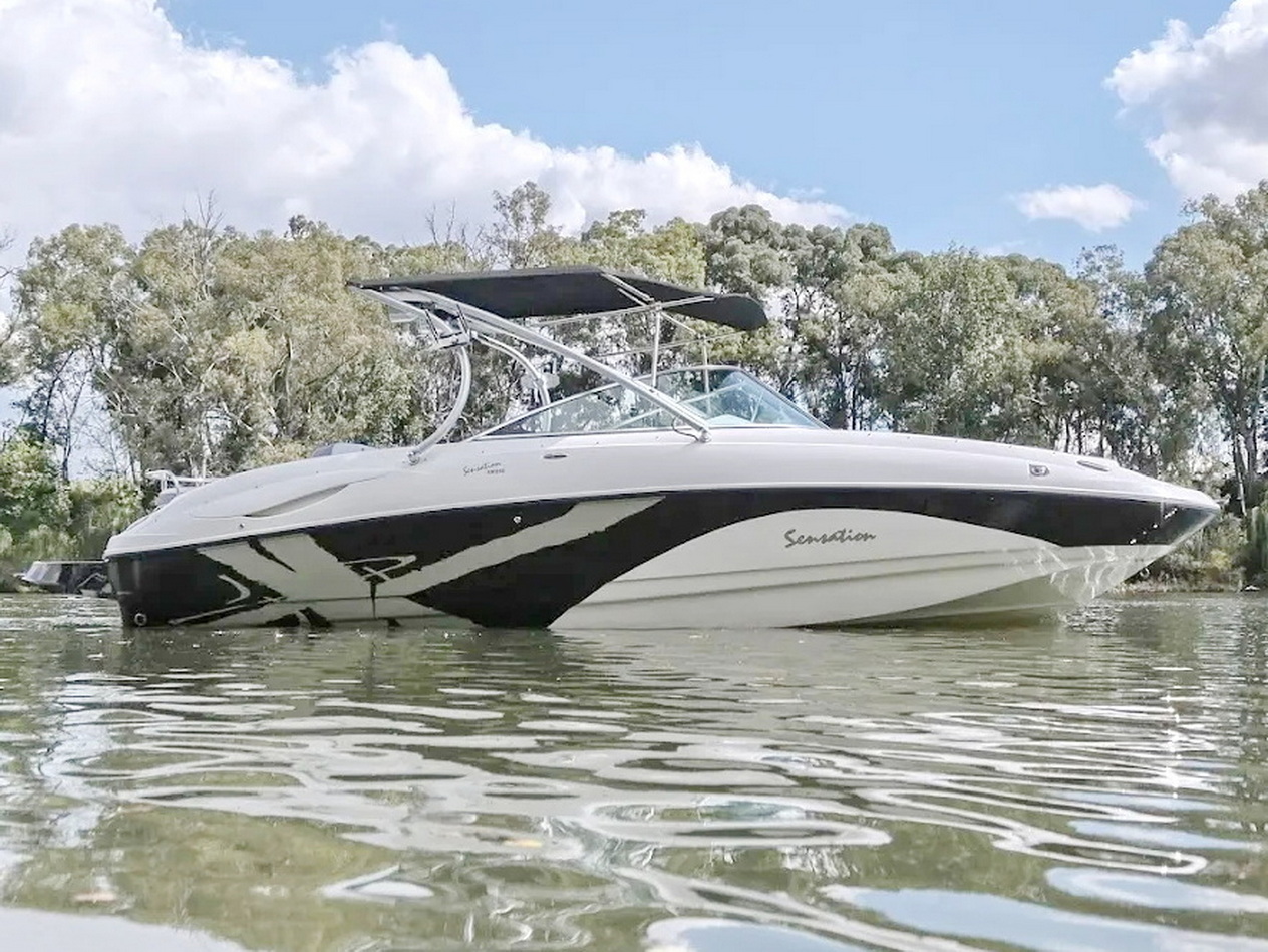 Sensation SX260 Motoryacht kaufen - HW Bootcenter