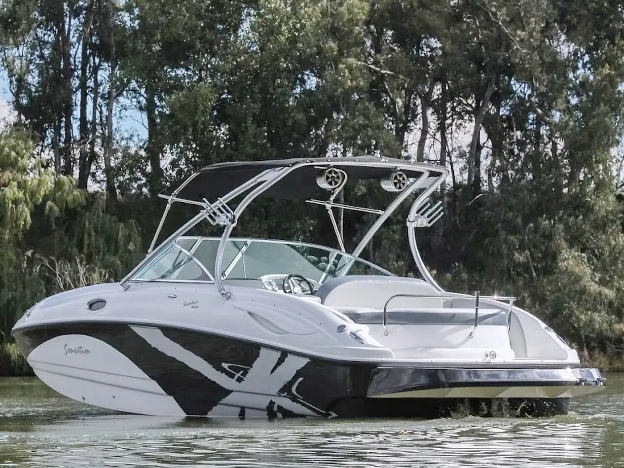 Sensation SX260 Motoryacht kaufen - HW Bootcenter