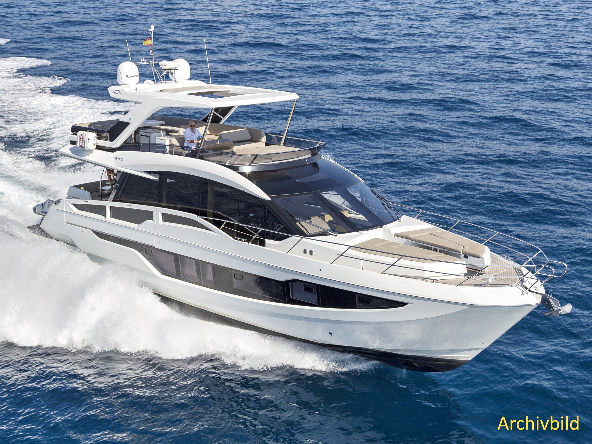 Galeon 640 Fly Motoryacht kaufen - HW Bootcenter
