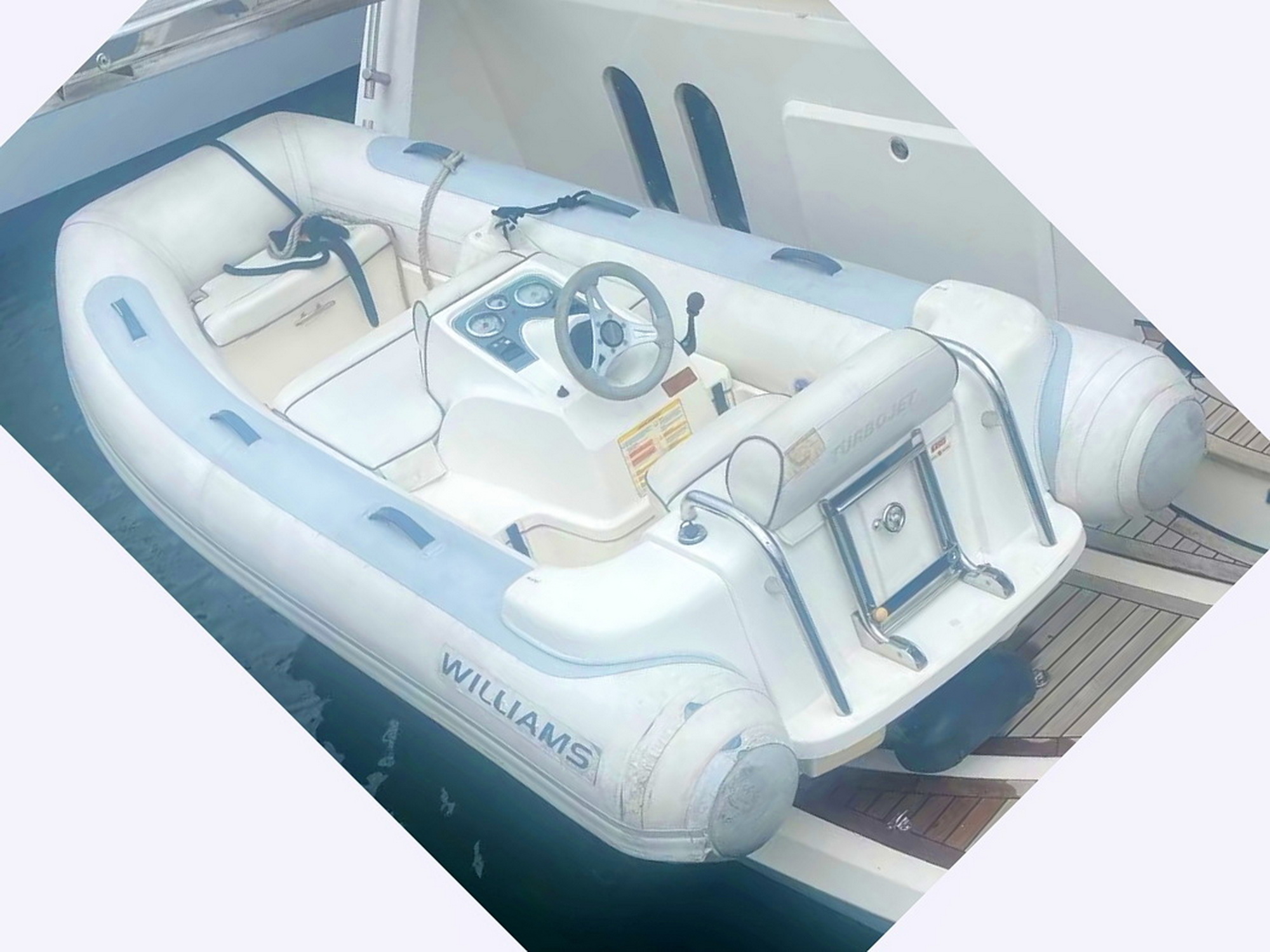 Williams 325 Turbo Jet Motoryacht kaufen - HW Bootcenter