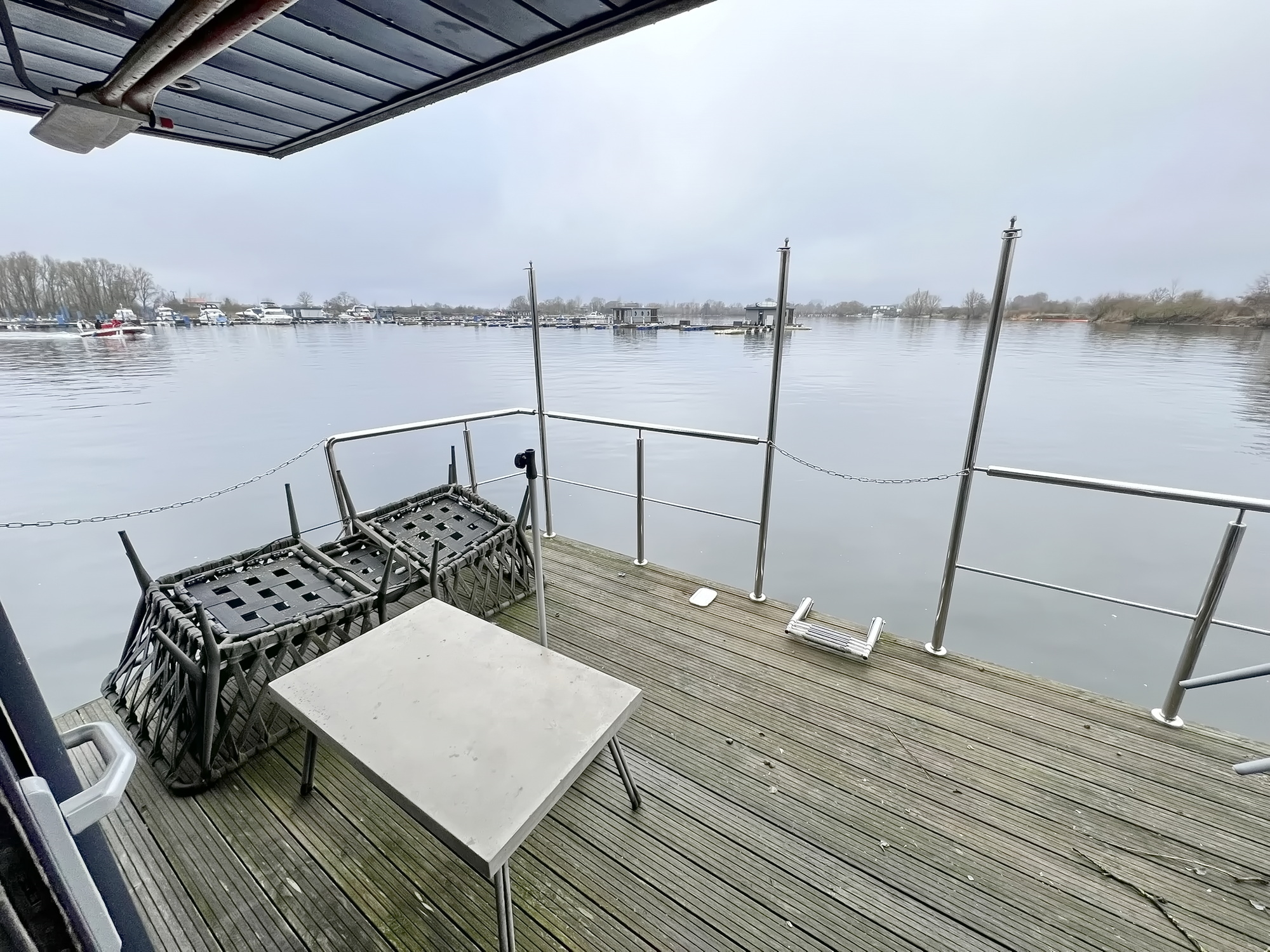 La Mare Apart XXL Motoryacht kaufen - HW Bootcenter