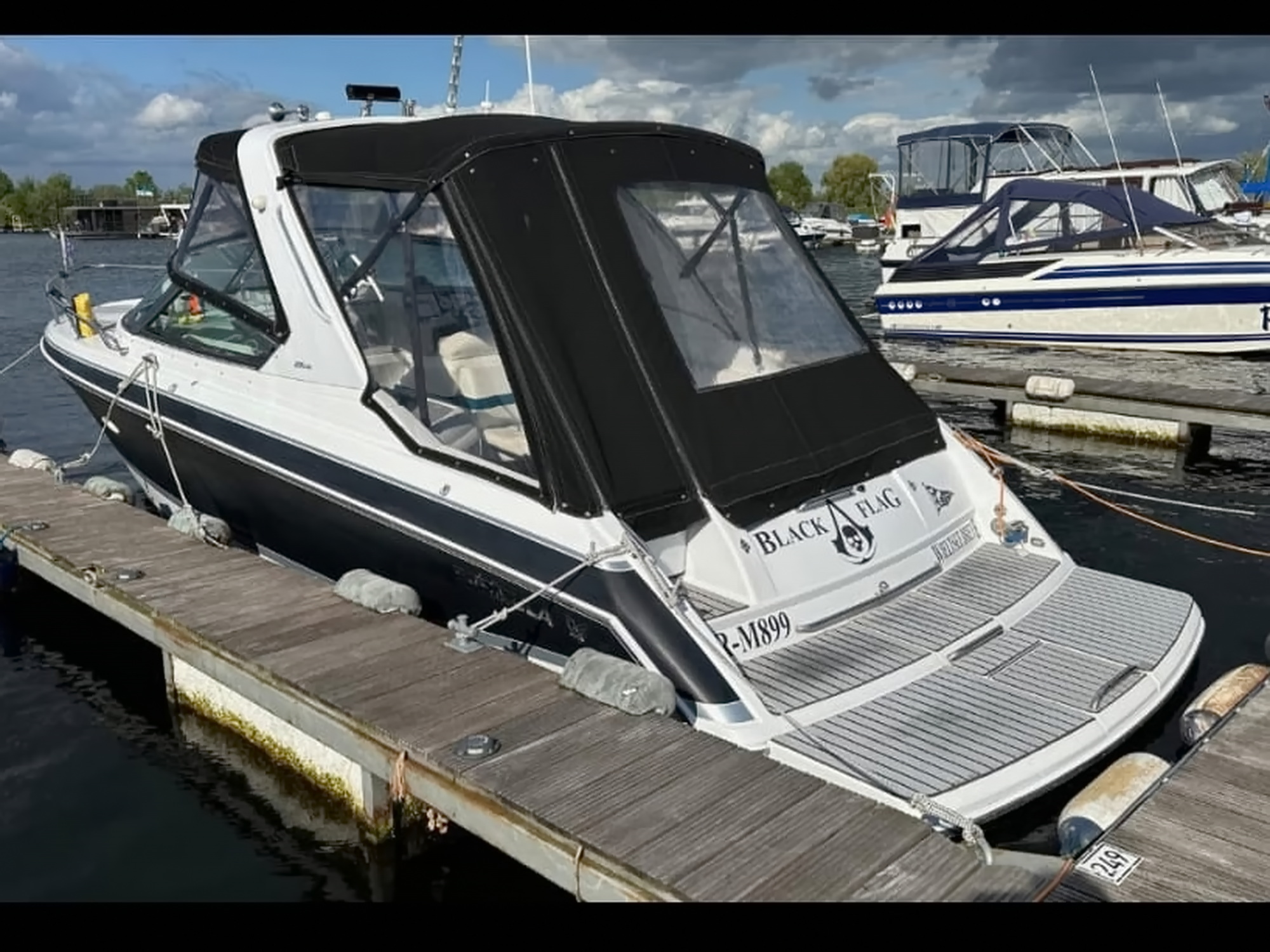 Formula 280 SS Motoryacht kaufen - HW Bootcenter