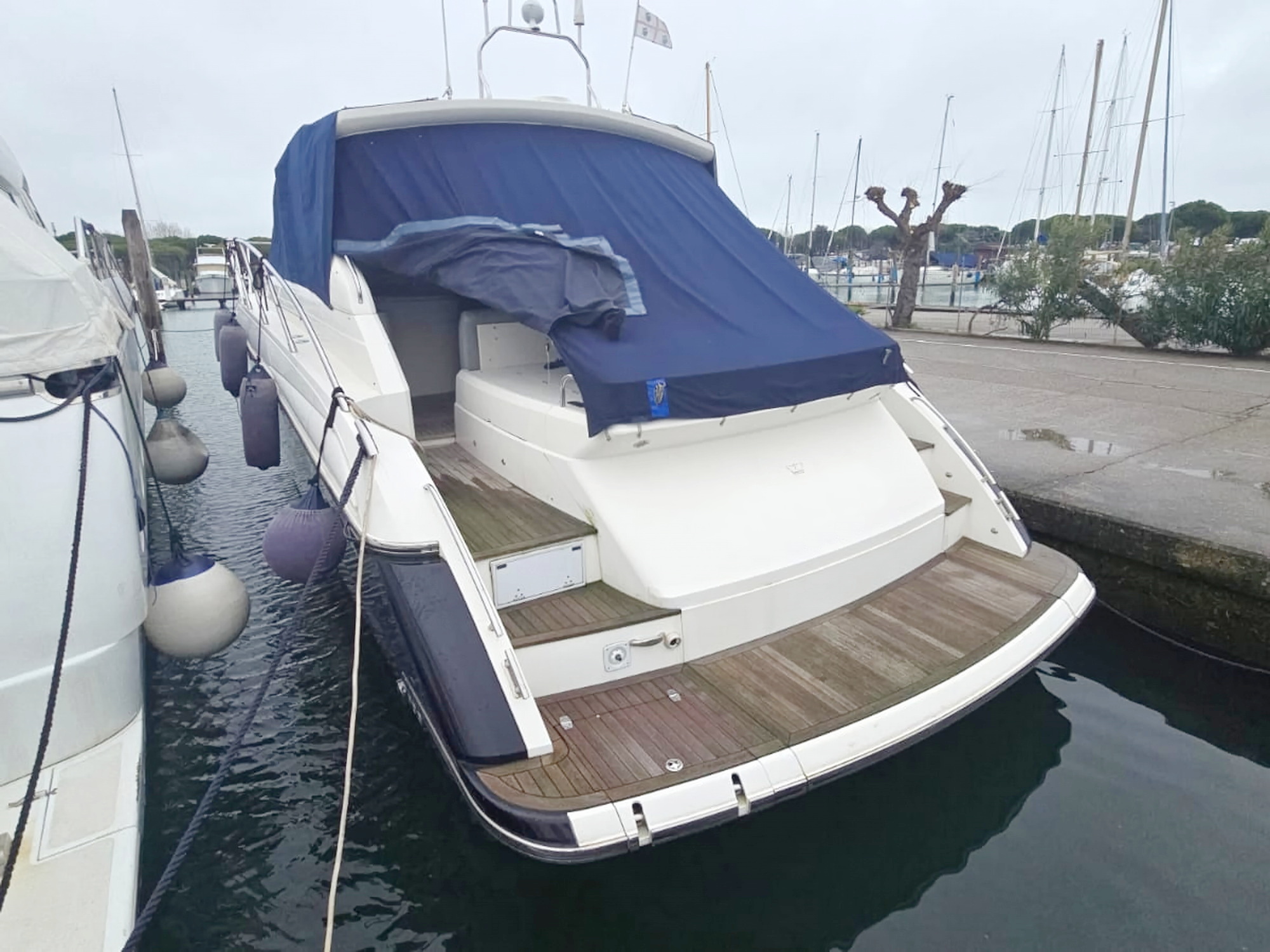 Princess V45 Motoryacht kaufen - HW Bootcenter