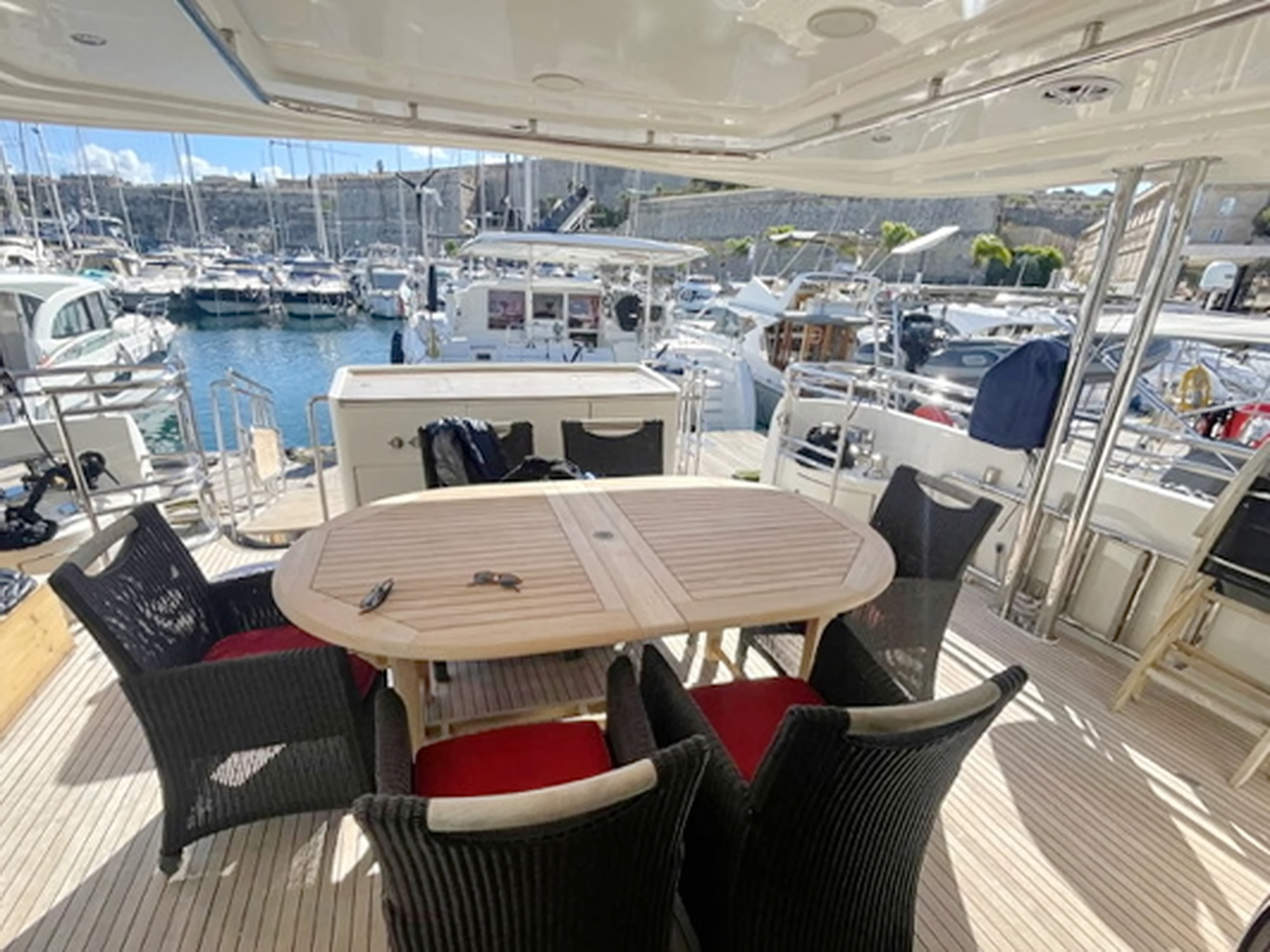 Trader 64 Sunliner Motoryacht kaufen - HW Bootcenter